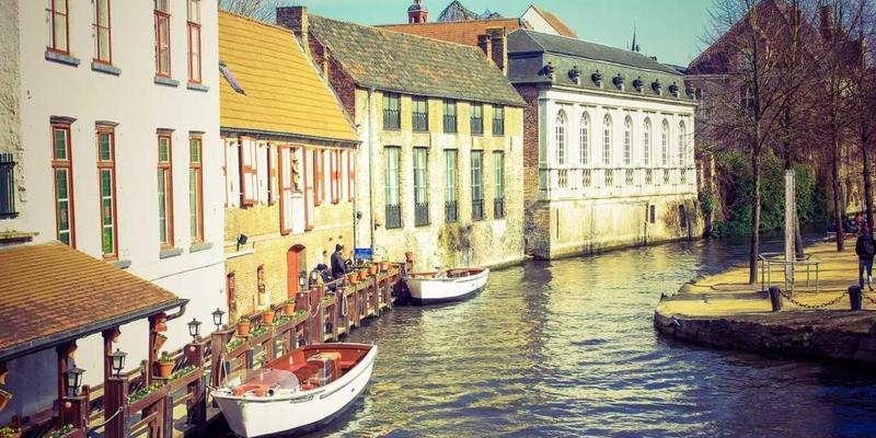 云原生技术栈重塑企业软件架构：Kubernetes与Docker如何驱动数字化转型与协同办公革命