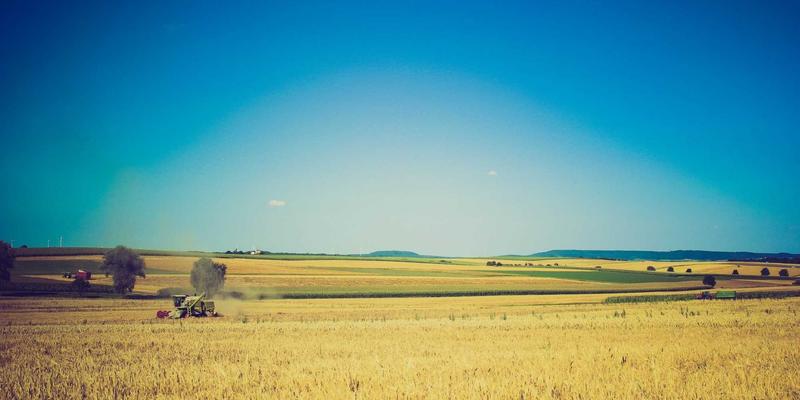 企业软件深度解析：从办公自动化到OA系统，以易百为例看数字化转型核心引擎